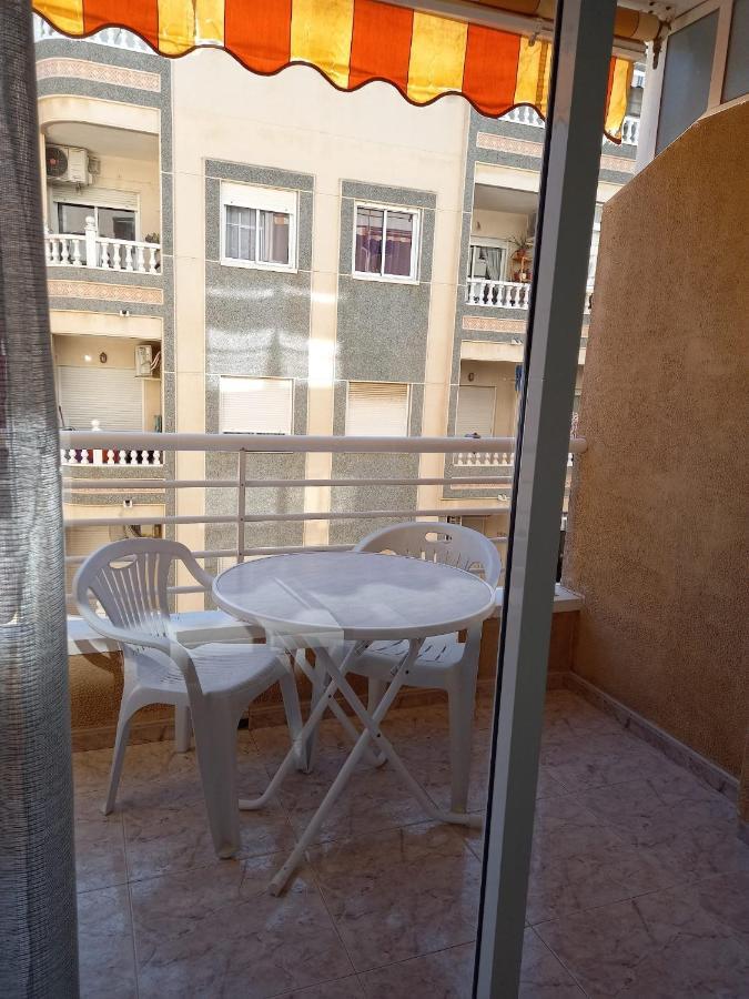 Julia'S Paradise Apartment Torrevieja Kültér fotó